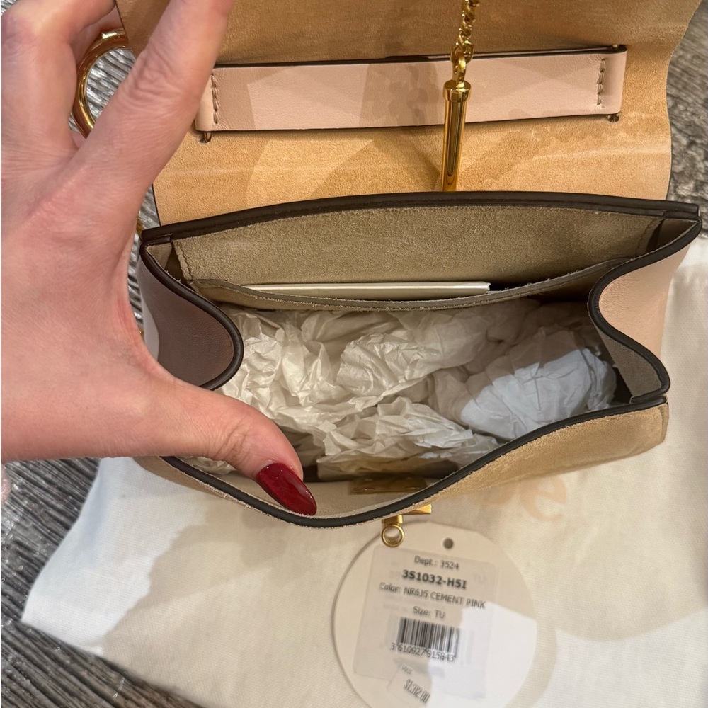 Chloe Tan and Cream Women's Bag - Picture 3 of 7